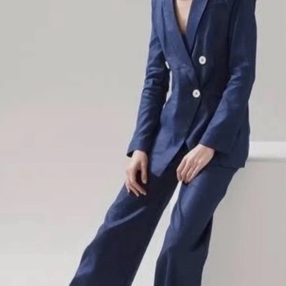 White House Black Market Navy Linen Women's Suiting. NWT - Picture 16 of 16